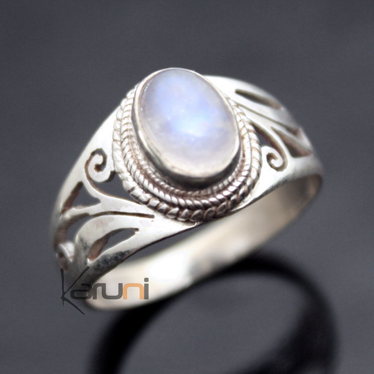 Bijoux Ethniques Indiens Bague en Argent et Opale ovale filigrane ... Bijoux Ethniques Indiens Bague en Argent et Opale ovale filigrane ...