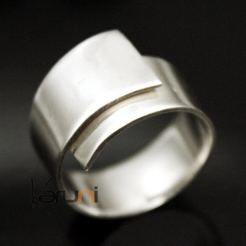 ... -ethniques-bague-argent-design-reglable-croisee-plate-karuni.jpg