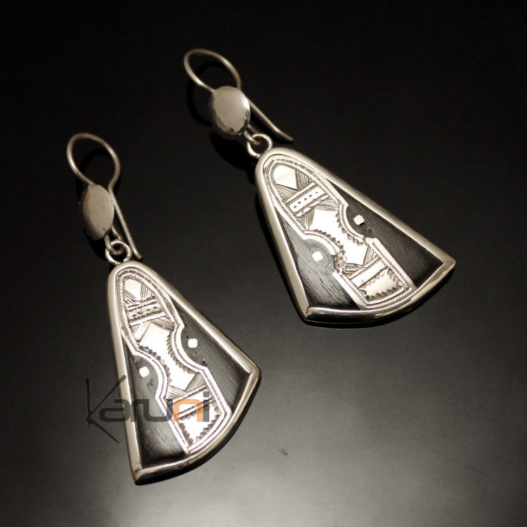 Boucles d'Oreilles en Argent et Ebène 85 Triangles Gravés