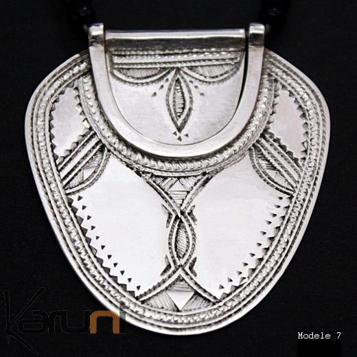 Bijoux Touareg Ethniques Collier en argent Feuille 04 - KARUNI