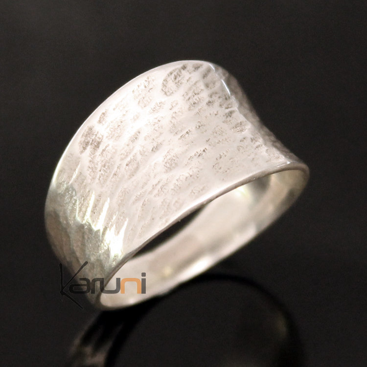 Bijoux Touareg Ethniques Bague en Argent Bandeau Martele 01 Inspiration Karuni