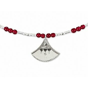 Collier Shat Shat Touareg – Argent 925 & Perles Rouges Fait Main Détail Collier Shat Shat – Perles Rouges Artisanales & Argent Touareg