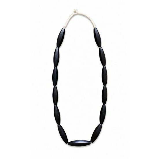 Collier Sautoir Ébène Africain – Grandes Perles Sculptées Artisanat Ethnique Collier Ethnique en Ébène – 13 Grandes Perles Sculptées Artisanales