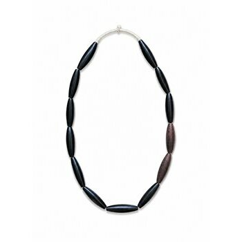 Collier Ébène Naturel 13 Perles Sculptées – Bijou Ethnique Chic Bois Précieux Sautoir Bois d'Ébène Africain – Collier Artisanal Noir Élégant