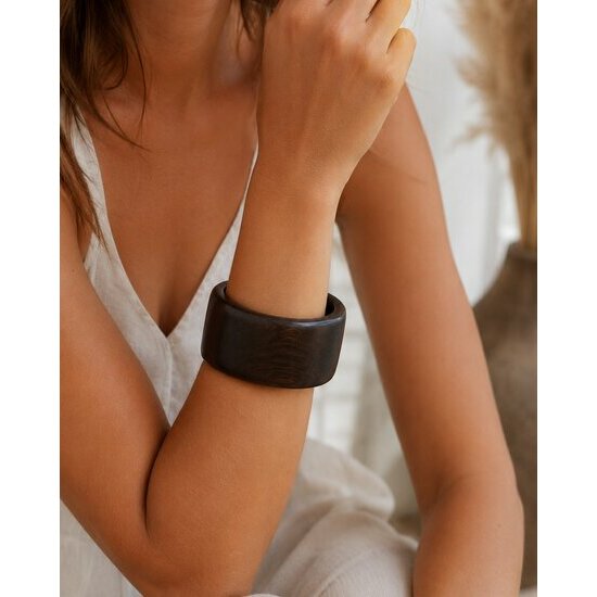Bracelet Bandeau &Eacute;b&egrave;ne Massif � Jonc Bois Noir Large Fait Main