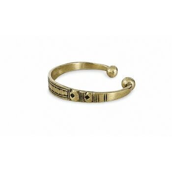Bracelet Touareg en Laiton Gravé Main – Jonc Ajustable à Embouts Sphériques Bijou Touareg Gravé Main – Bracelet Laiton Géométrique Artisanal