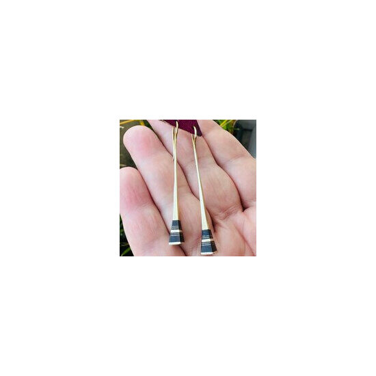 Boucles d'Oreilles Pendantes Laiton & Ébène – Bijou Touareg Fait Main Boucles Longues en Laiton et Ébène – Bijoux Artisanaux Fait Main