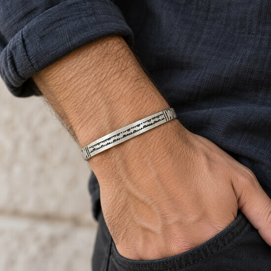 Bracelet Mixte Argent 925 & Ébène – Jonc Fin Gravé Main Bracelet Argent 925 Homme Femme Porté – Jonc Fin Noir et Argent