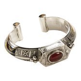 Bijoux Touareg Ethniques Bracelet en argent et agate Tkafaf Grelot - KARUNI b