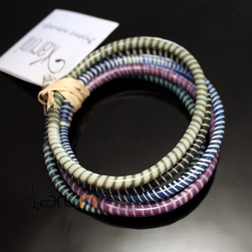Bijoux Ethniques Africains Bracelets JOKKO larges en Plastique Recyclé Homme Femme 01 Bleu Foncé/Violet (x5)