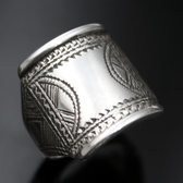 Bijoux Touareg Ethniques Bague Chevalire en Argent Grave homme/femme 08