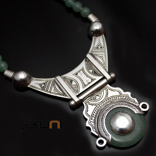 Bijoux Touareg Ethniques Collier Pendentif en Argent et Jade 02 - KARUNI 