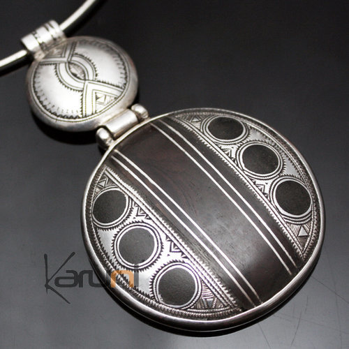 Bijoux Touareg Ethniques Collier en Argent et Ebène 08 - KARUNI