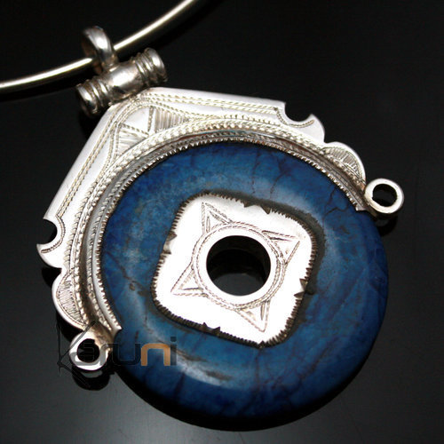 Collier Pendentif en Argent et Pierre Howlite Bleue 02 Rond Tête de Déesse