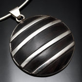 Bijoux Touareg Ethniques Pendentif Argent et Ebne Rond 02 - KARUNI