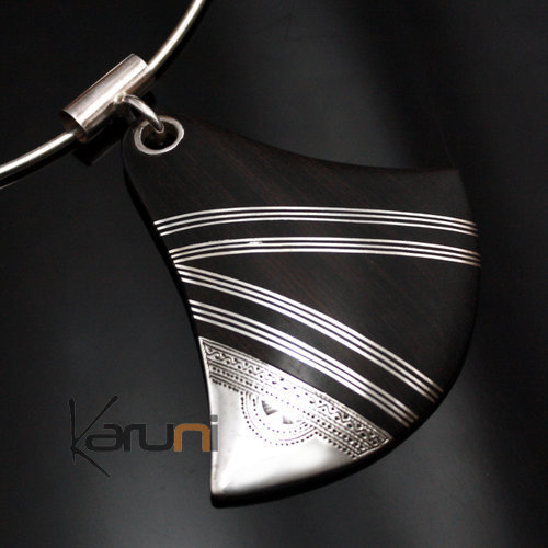 Bijoux Touareg Ethniques Pendentif Argent et Ebne Feuille 02 - KARUNI