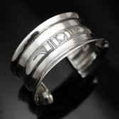 Bijoux Touareg Ethniques Bracelet Manchette en Argent Concave Grave 03