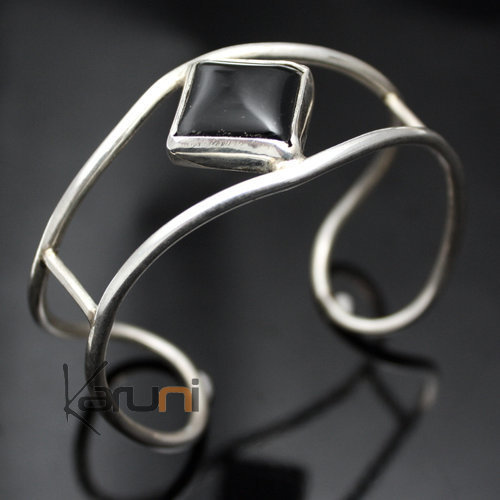 Bijoux Touareg Ethniques Bracelet en Argent et Onyx Design Seventies LUNJA 01 - KARUNI