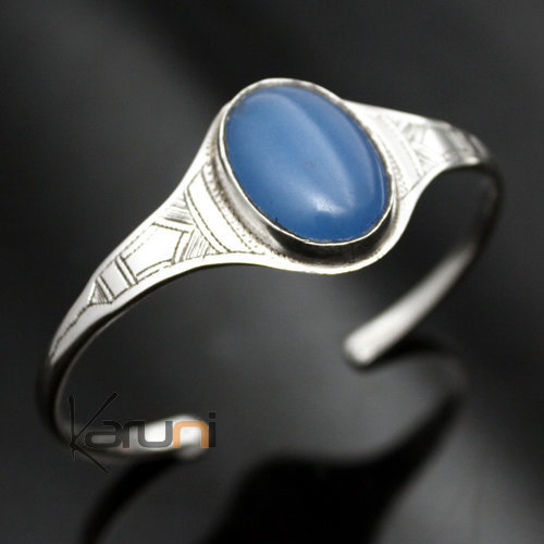 Bijoux Touareg Ethniques Bracelet en Argent et Agate bleue ovale IZZA 02 - KARUNI