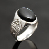 Bijoux Touareg Ethniques Bague en Argent et Onyx Noir 32 Chevalire Ovale