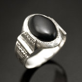 Bijoux Touareg Ethniques Bague en Argent et Onyx Noir 06 Chevalire Ovale