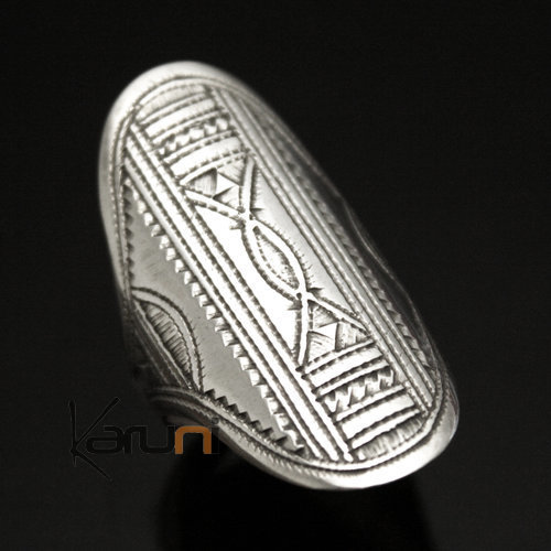 Bague en Argent Navette Gravée 16