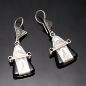 Bijoux Touareg Ethniques Boucles d'Oreilles en Argent et Pierre 102 Onyx Noir Tte de Desse Design Triangle