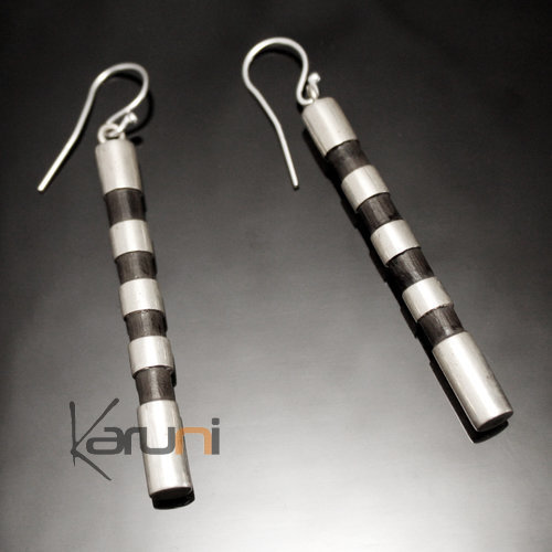 Boucles d'Oreilles en Argent et Ebène 27 Pilon Bandes Argent Design Karuni