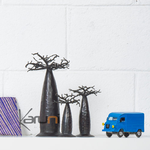 Arbre à porte-bijoux bombé Baobab design 18-20 cm métal recyclé Madagascar