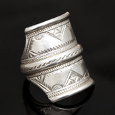 Bijoux Touareg Ethniques Bague Chevalire en Argent Grave homme/femme 3 lignes 43