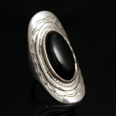 Bijoux Touareg Ethniques Bague en Argent Navette Grave 40 Longue Pierre Onyx Noir