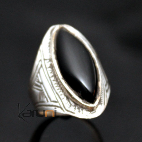 Bijoux Touareg Ethniques Bague en Argent Navette Grave 48 Pierre Onyx Noir b