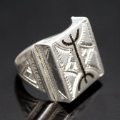 Bijoux Touareg Ethniques Bague Chevalire en Argent Homme/Femme Volume 18 Carre