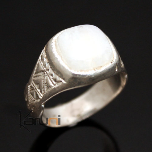 Bijoux Touareg Ethniques Bague en Argent et Pierre de Lune 01 Chevalire b