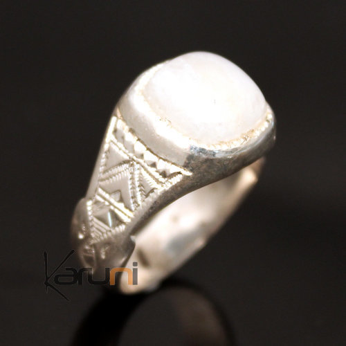 Bijoux Touareg Ethniques Bague en Argent et Pierre de Lune 01 Chevalire