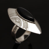 Bijoux Touareg Ethniques Bague en Argent et Onyx Noir 12 Navette Longue b