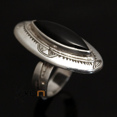 Bague en Argent et Onyx Noir 23 Navette Longue