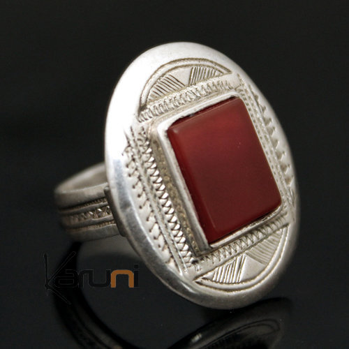 Bijoux Touareg Ethniques Bague en Argent et Agate Rouge 24 Ovale Grav