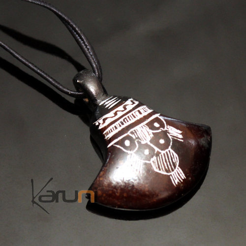 Bijoux Ethniques Touareg Collier Pendentif Grav en Pierre de l'Ar  Savon Statite 14 Lotus Niger