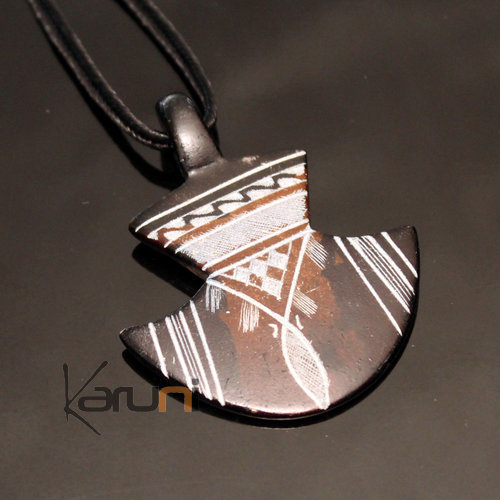 Bijoux Ethniques Touareg Collier Pendentif Grav en Pierre de l'Ar  Savon Statite 05 Lotus Niger