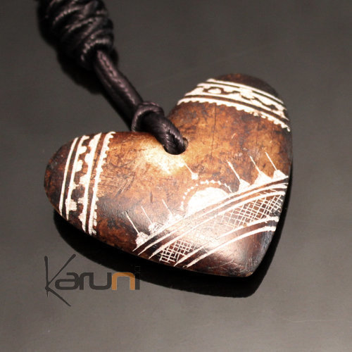Bijoux Ethniques Touareg Collier Pendentif Grav en Pierre de l'Ar  Savon Statite Coeur 19