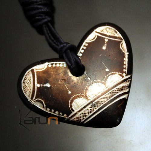 Bijoux Ethniques Touareg Collier Pendentif Grav en Pierre de l'Ar  Savon Statite 21 Coeur Niger