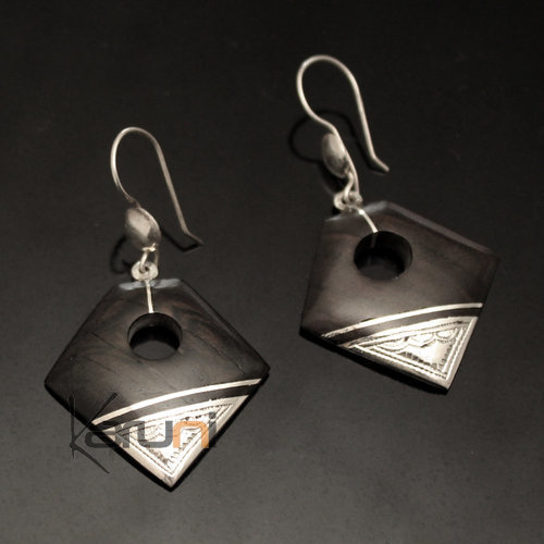 Boucles d'Oreilles en Argent et Ebène 45 Losange Triangle Gravé