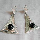 Boucles d'oreilles touareg en argent et bne Triangle cisel b