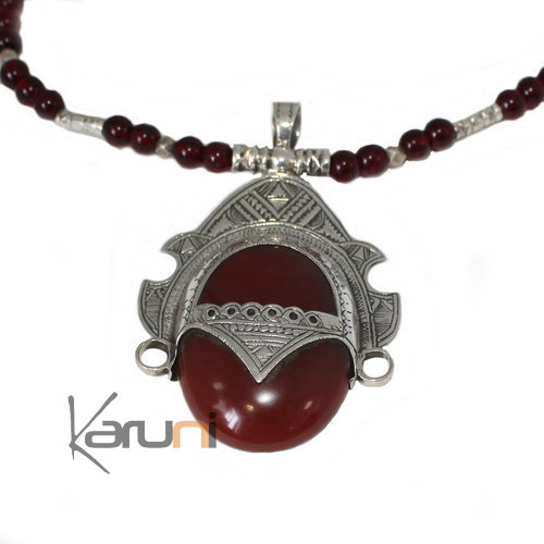 Collier touareg en argent et agate Déesse 7040