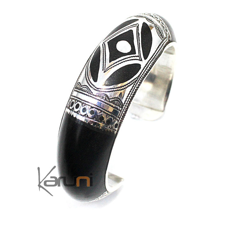 Bracelet Ethnique En Argent Massif Marque Tahe – Occasion