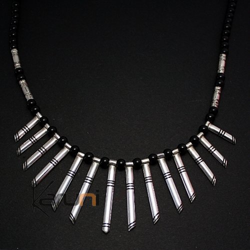 Collier celebra Argent