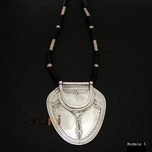 Bijoux Touareg Ethniques Collier en argent Feuille 02 - KARUNI b