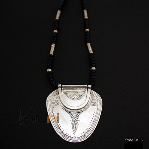 Bijoux Touareg Ethniques Collier en argent Feuille 02 - KARUNI d