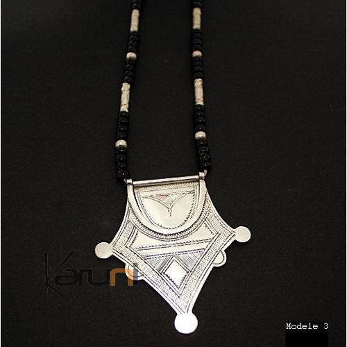 Bijoux Touareg Ethniques Collier en argent Etoile 01 - KARUNI